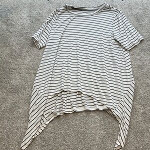 CW Classics Women's Top XLarge Cream Black Striped Short Sleeve Handkerchief Hem